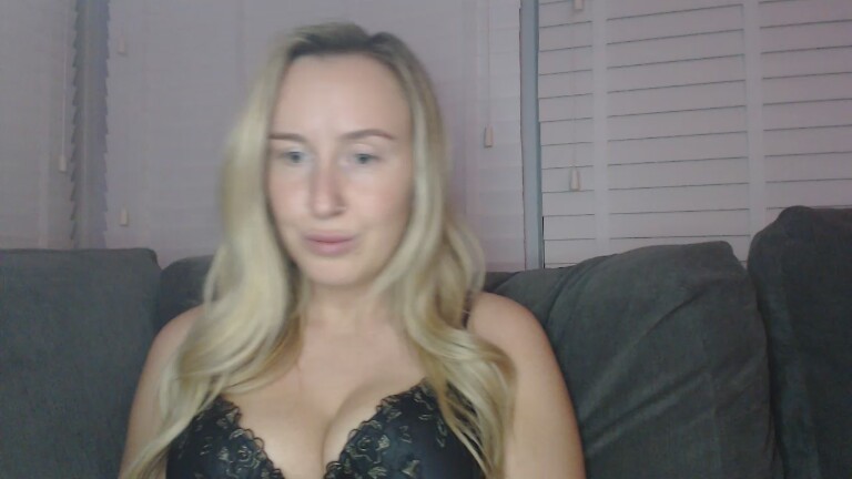 DarlingDelilahUK's Streamate show and profile