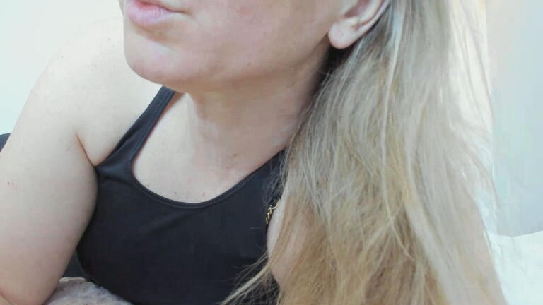 XxSweety_GirlxX's Streamate show and profile