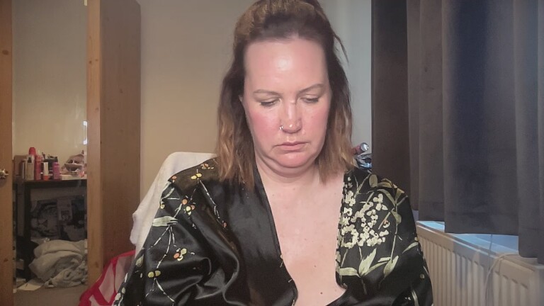 Issy_PrincesUK's Streamate show and profile