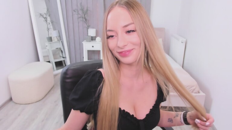 NaomiLelit's Streamate show and profile