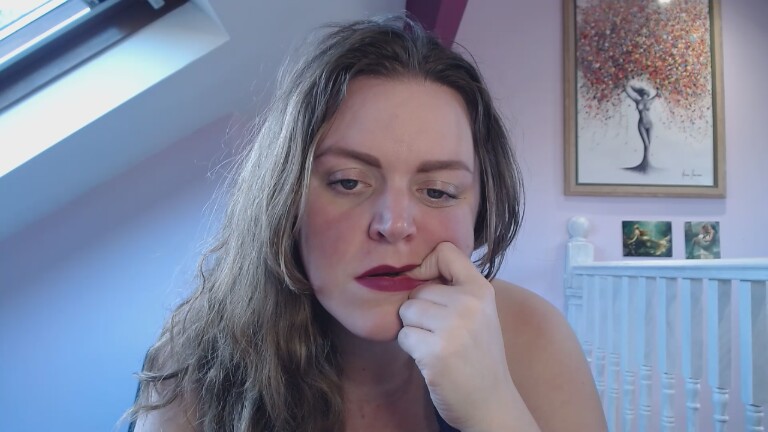 Sashsta's Streamate show and profile