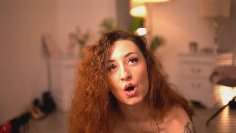 AuraM00n's Streamate show and profile